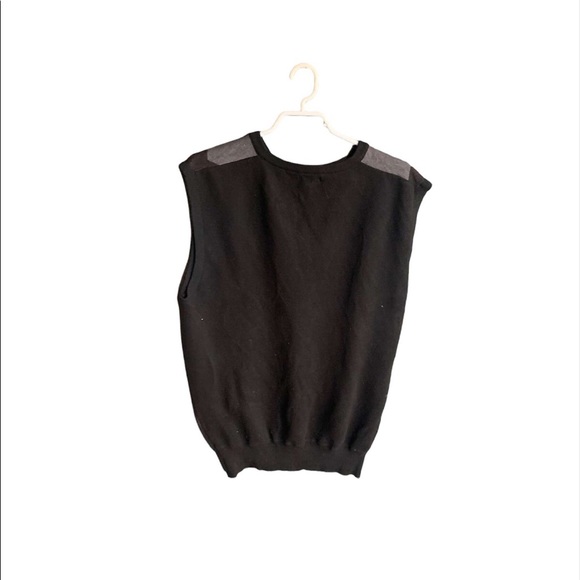 Checkered Sweater vest - Picture 2 of 3